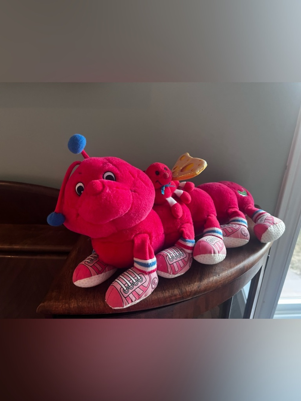 Vintage 90s Lots-A-Lots-A-Leggggggs Red Light Up 10 Leg Caterpillar Plush